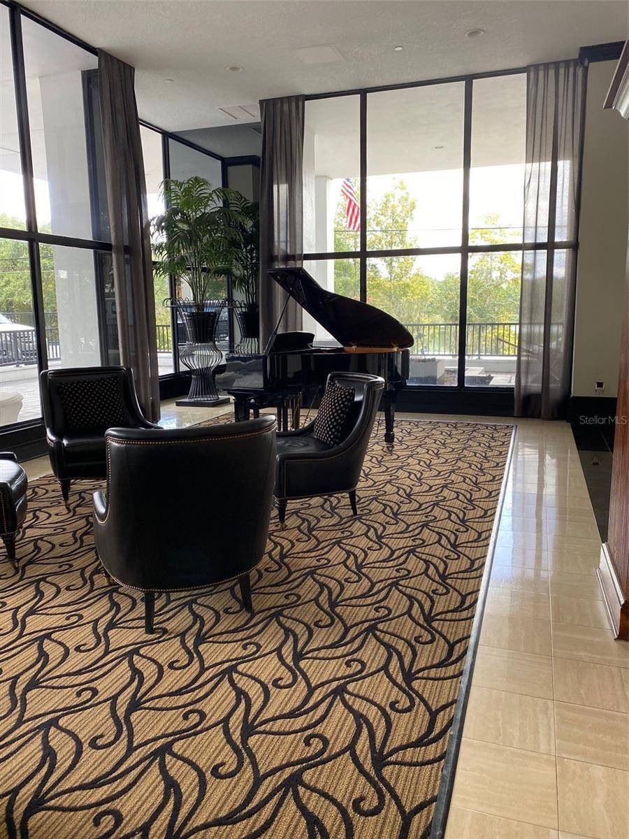 Orlando, FL 32803,400 E COLONIAL DR #1204