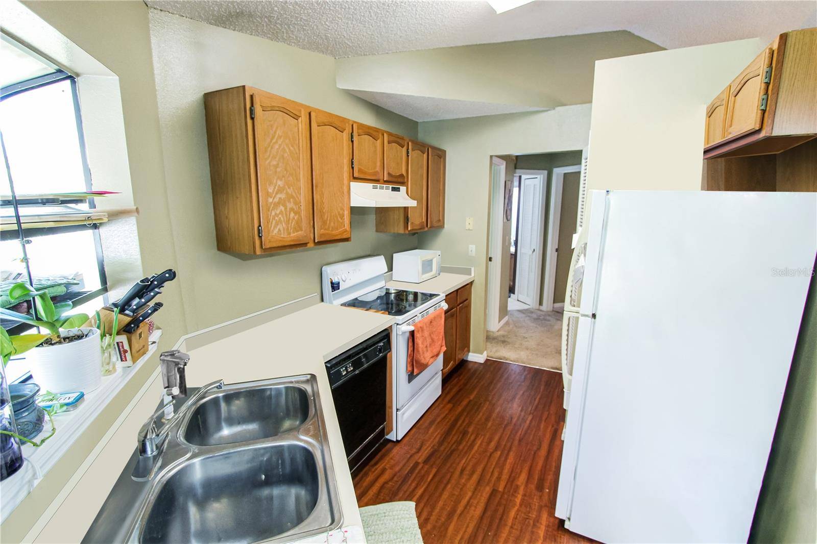 Sanford, FL 32773,704 MONROE HARBOR PL