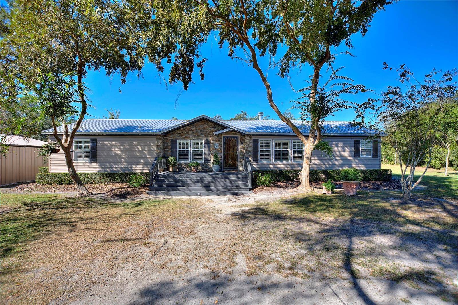 Astatula, FL 34705,22903 CAROLYN LN