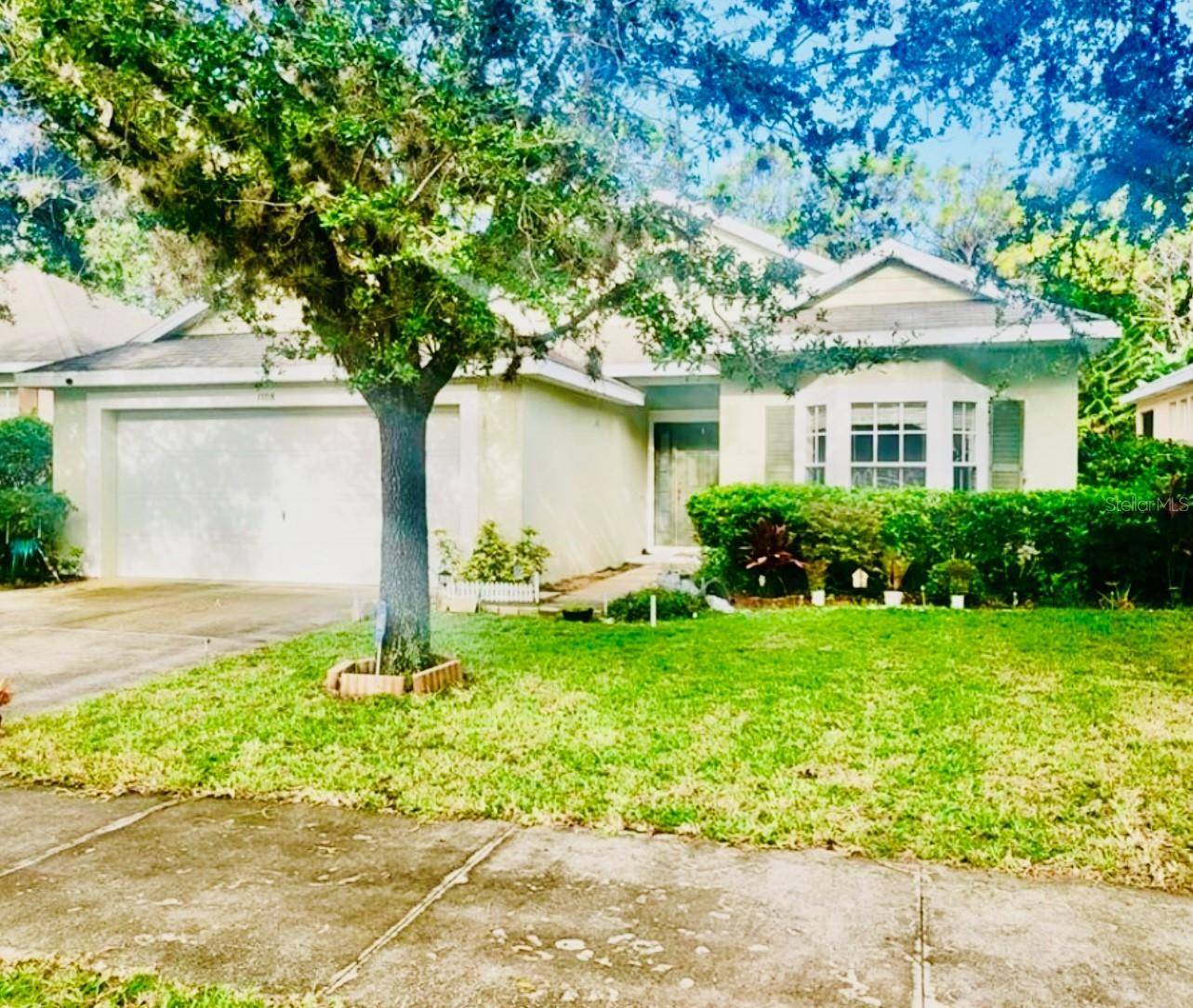 Tavares, FL 32778,1108 LONGVILLE CIR