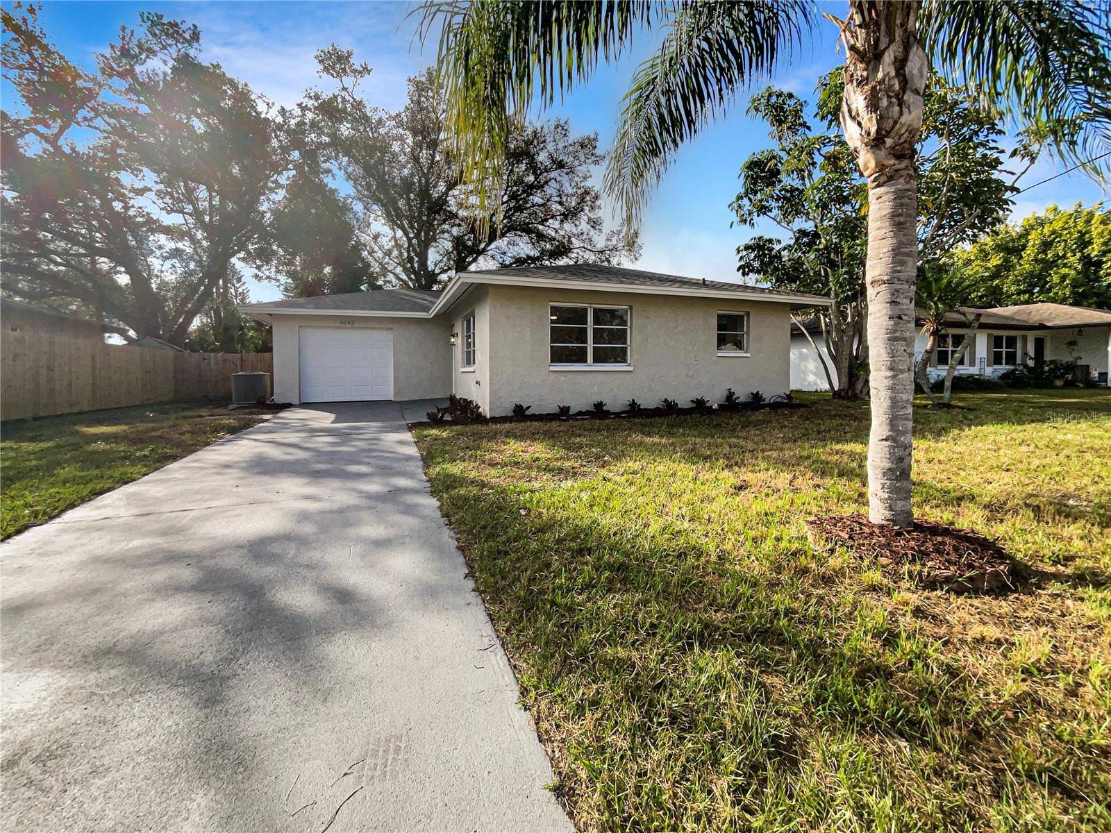 Sarasota, FL 34232,4642 SPAHN ST