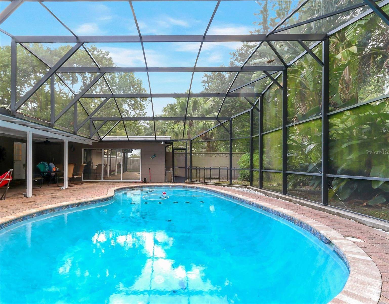 Sanford, FL 32771,402 SATSUMA DR