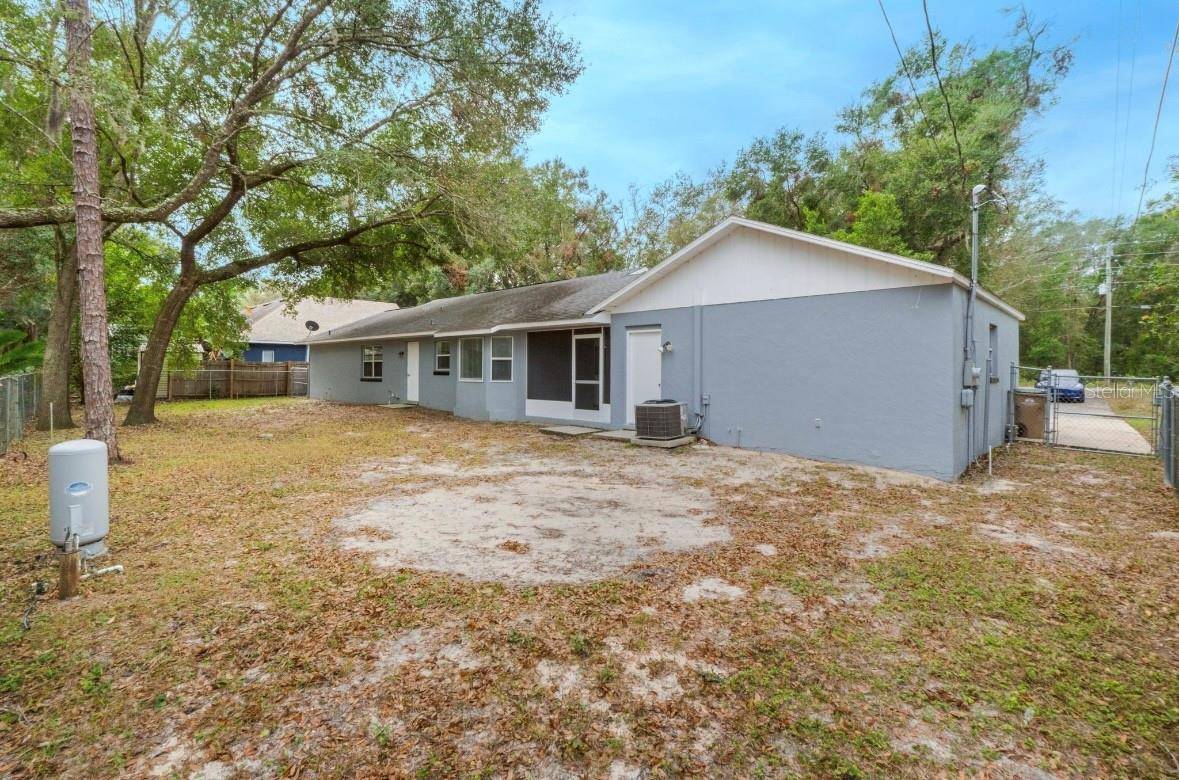 Groveland, FL 34736,18240 VILLA CITY RD