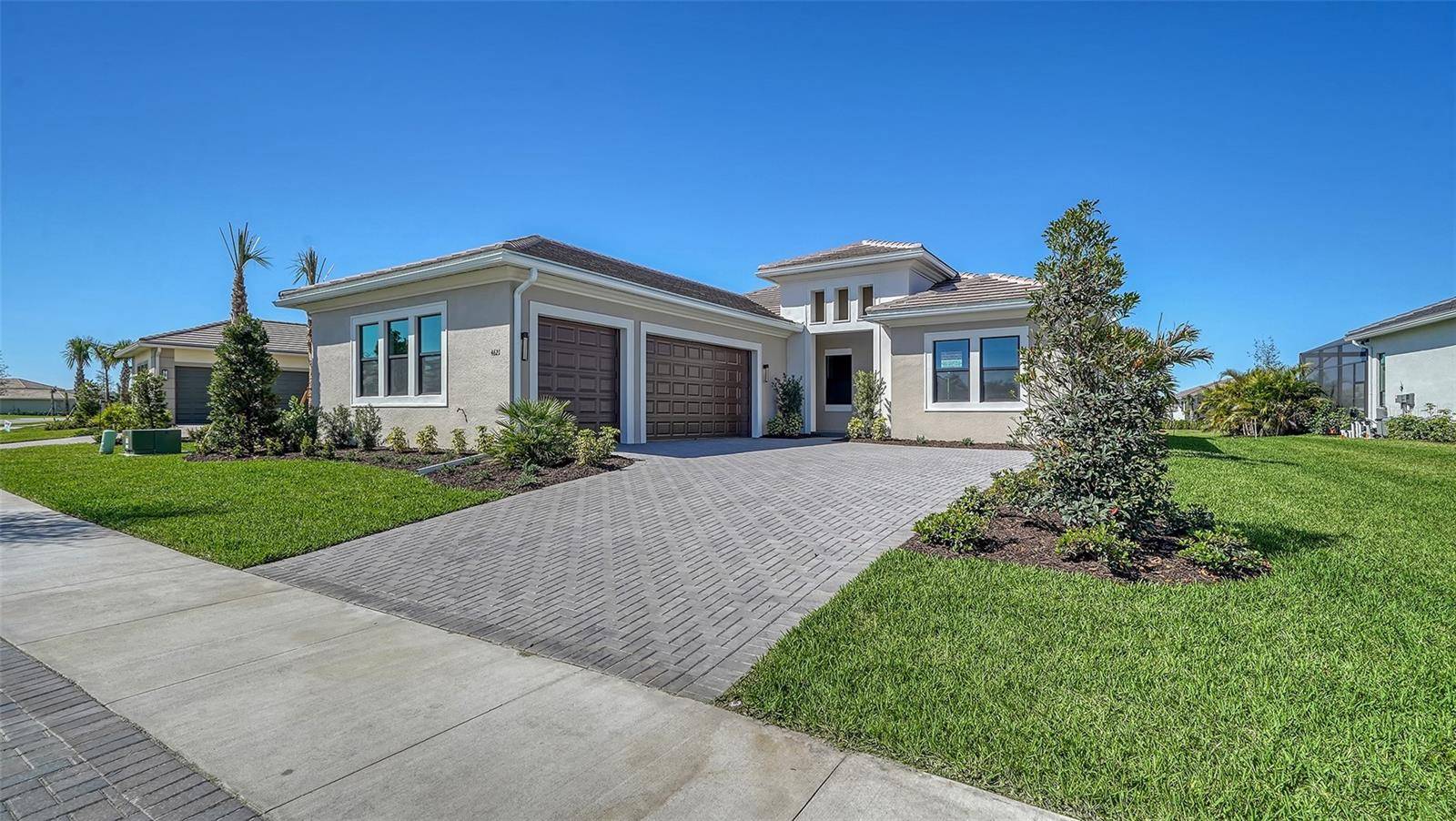 Sarasota, FL 34240,4621 MONDRIAN CT