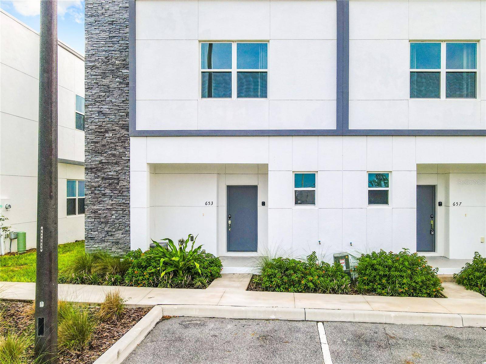 Davenport, FL 33896,653 TRIKOMO DR