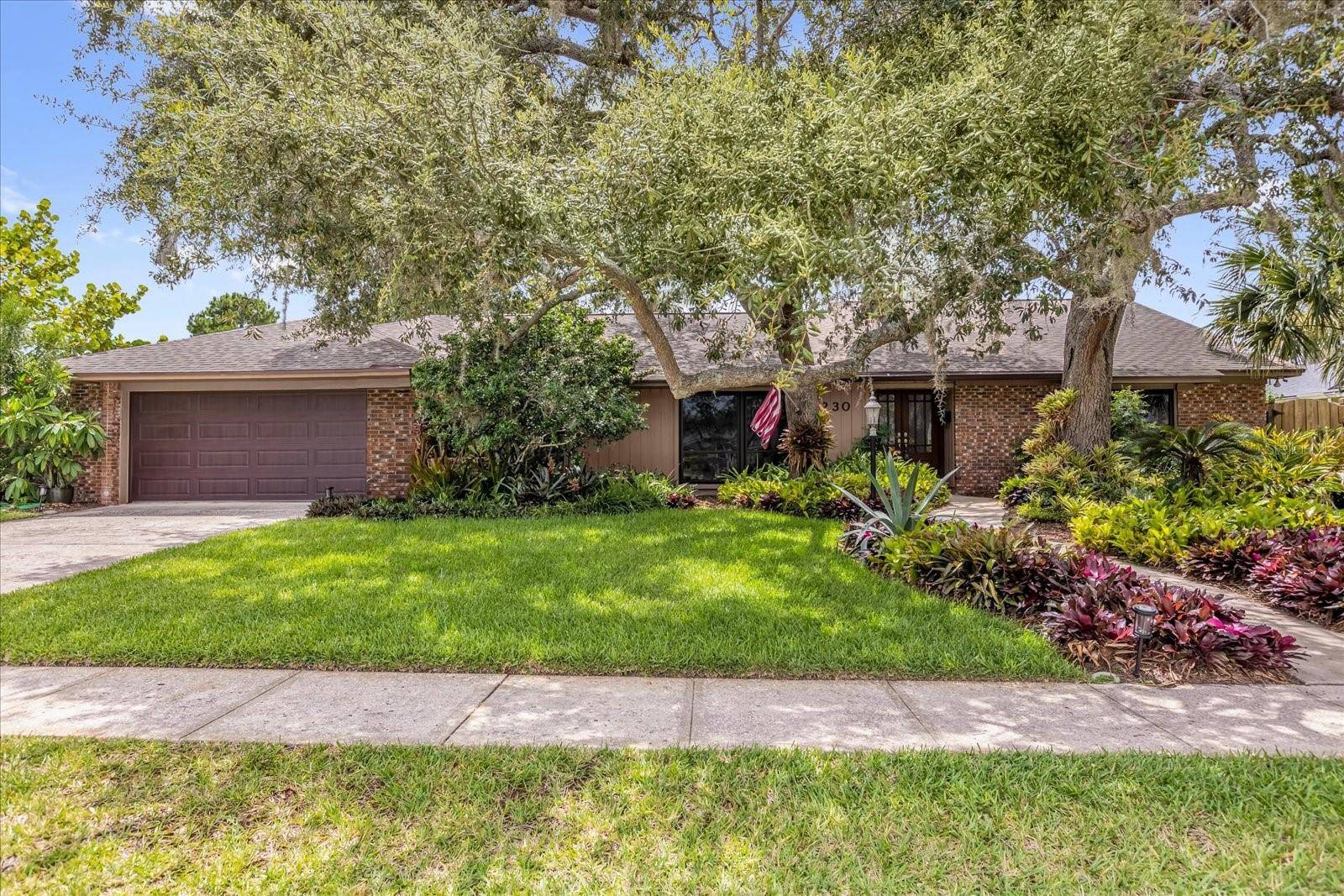 Altamonte Springs, FL 32714,230 W SPRING LAKE DR