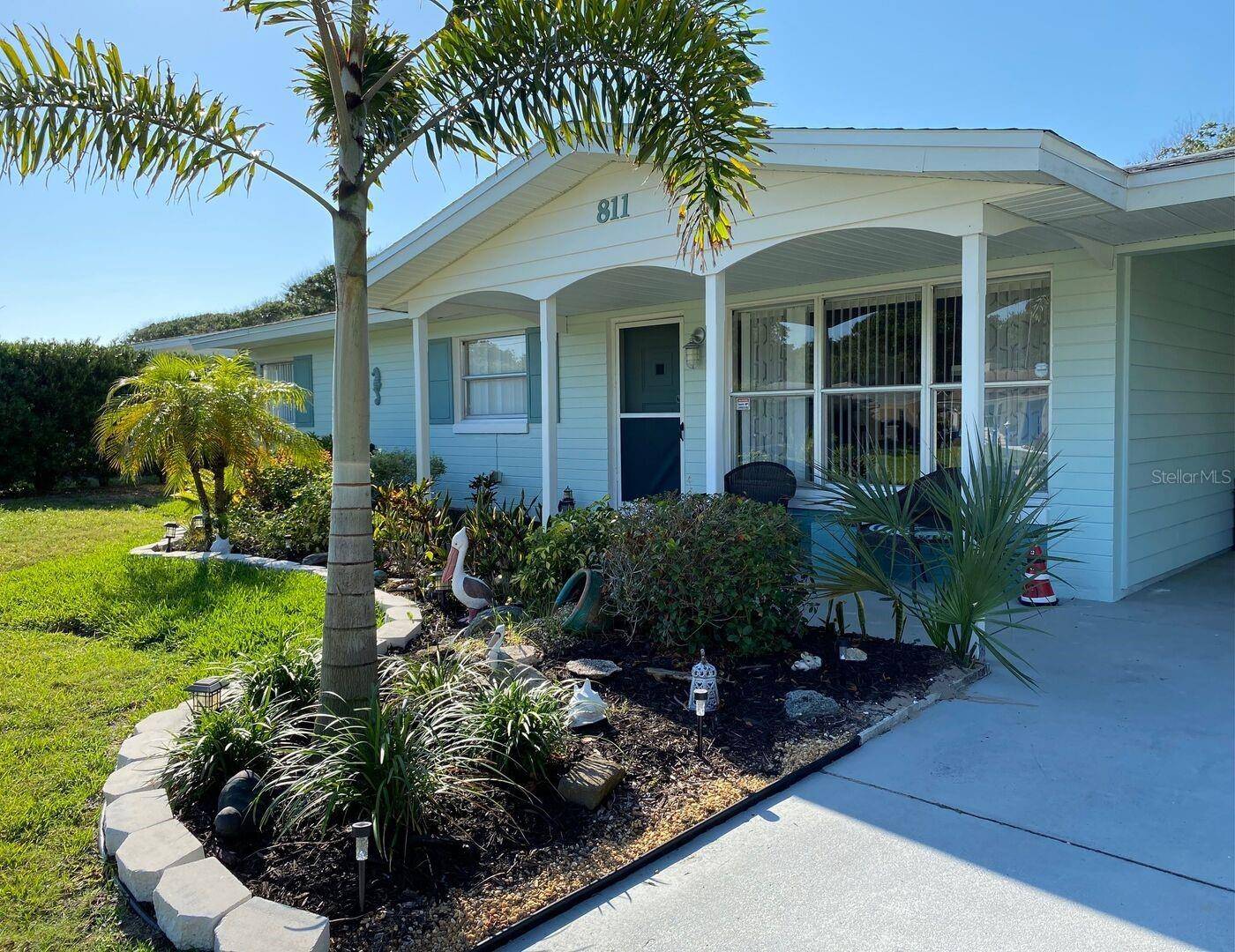 New Smyrna Beach, FL 32169,811 E 18TH AVE