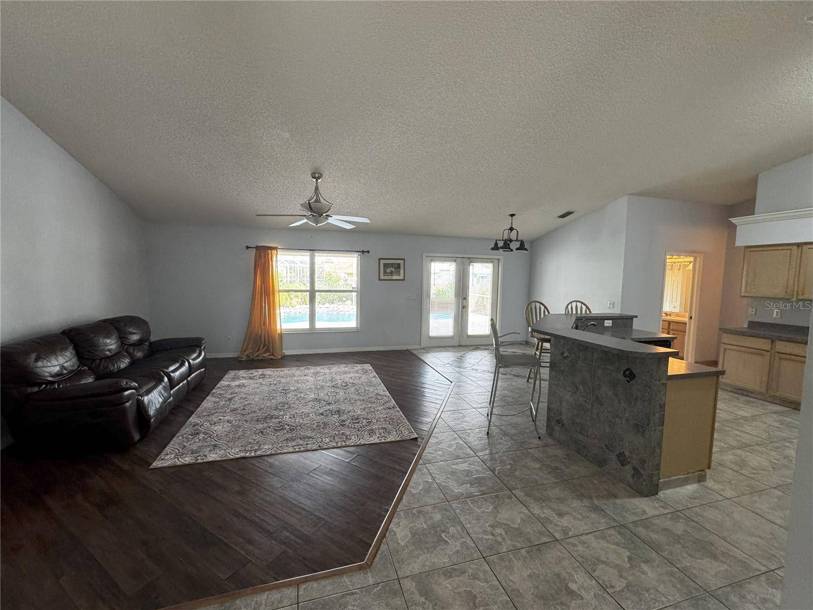 Palm Bay, FL 32909,623 SHRINE CIR SE