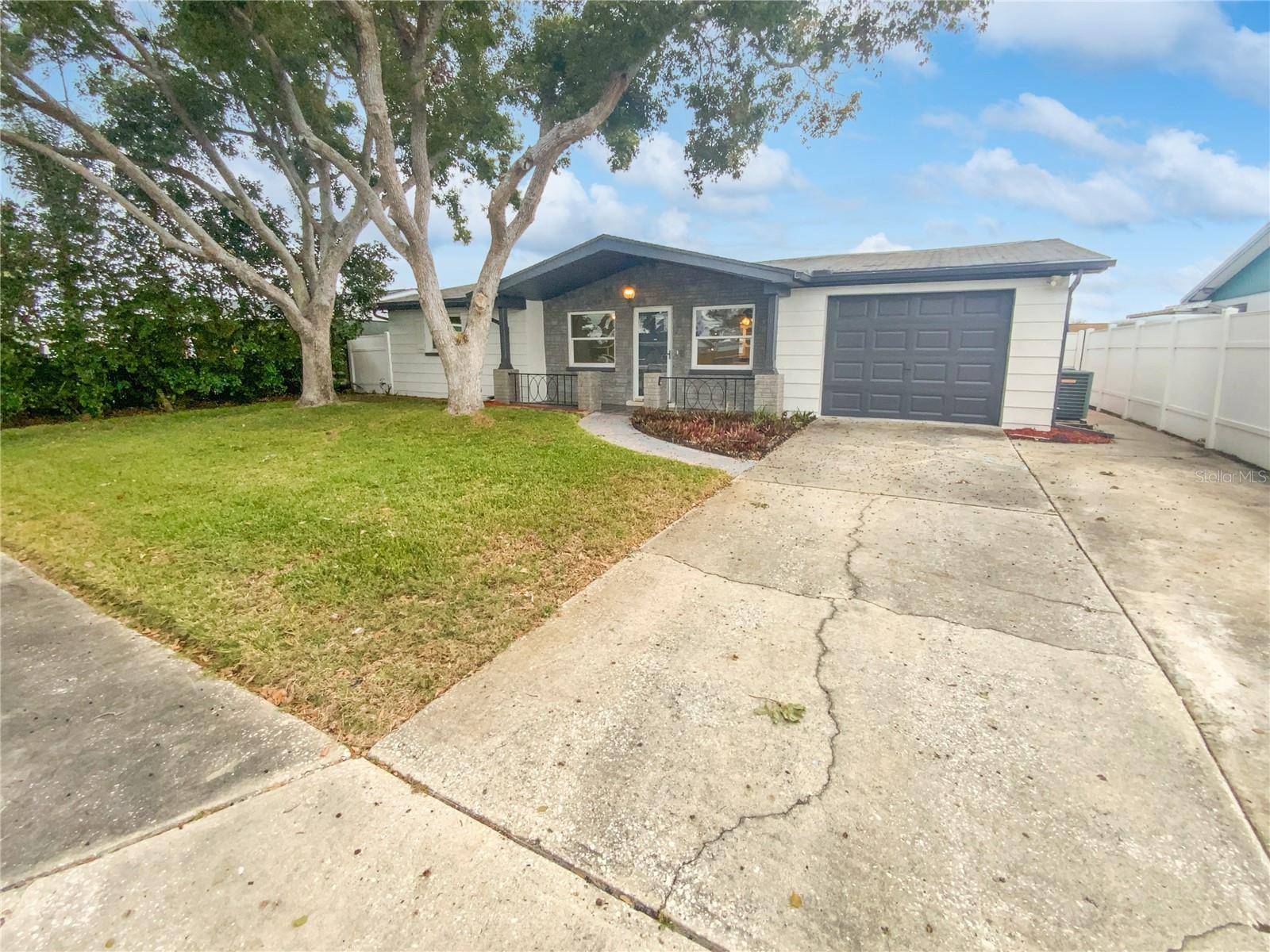 Holiday, FL 34691,1414 WICKHAM LN
