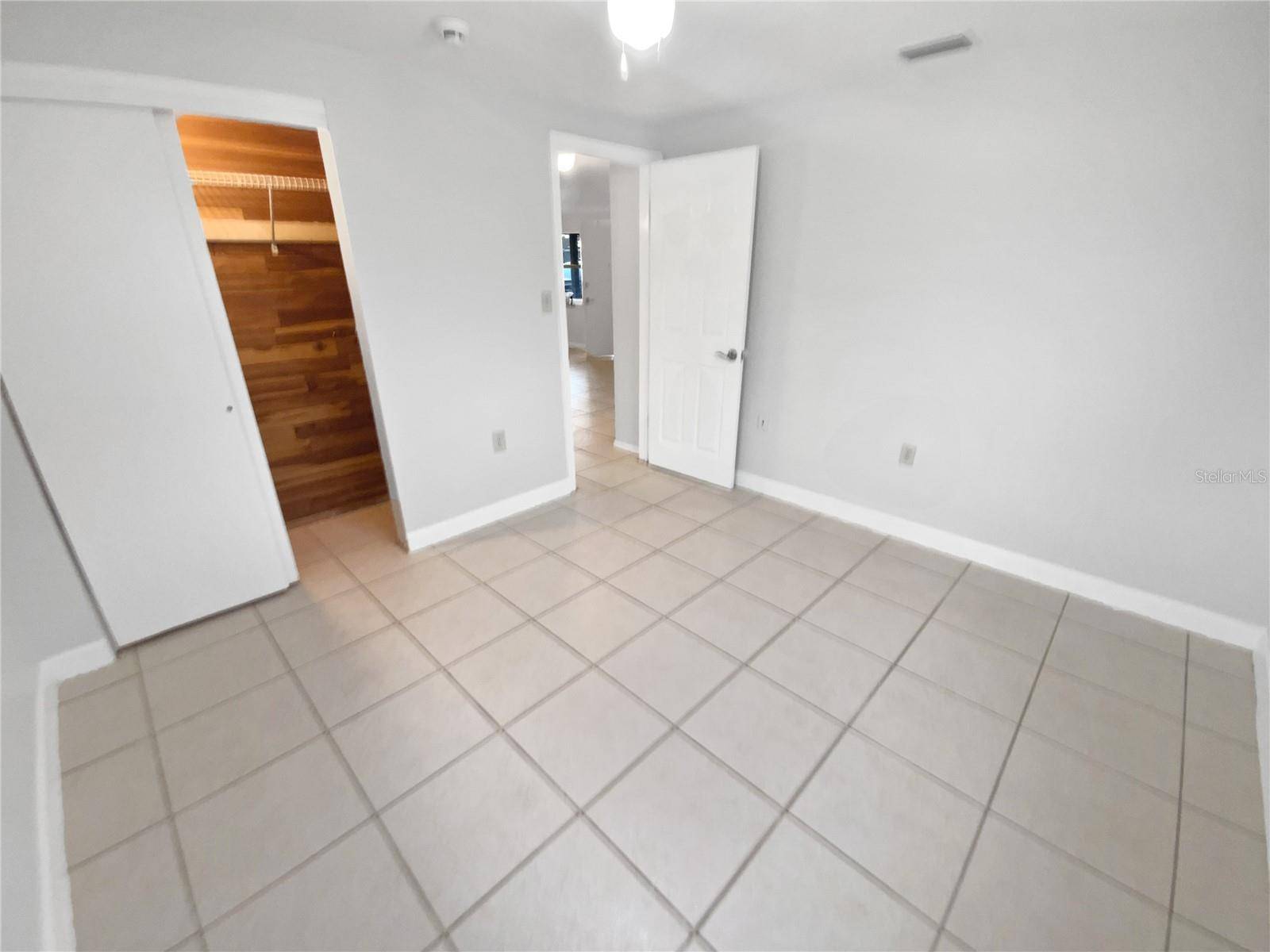Holiday, FL 34691,1414 WICKHAM LN