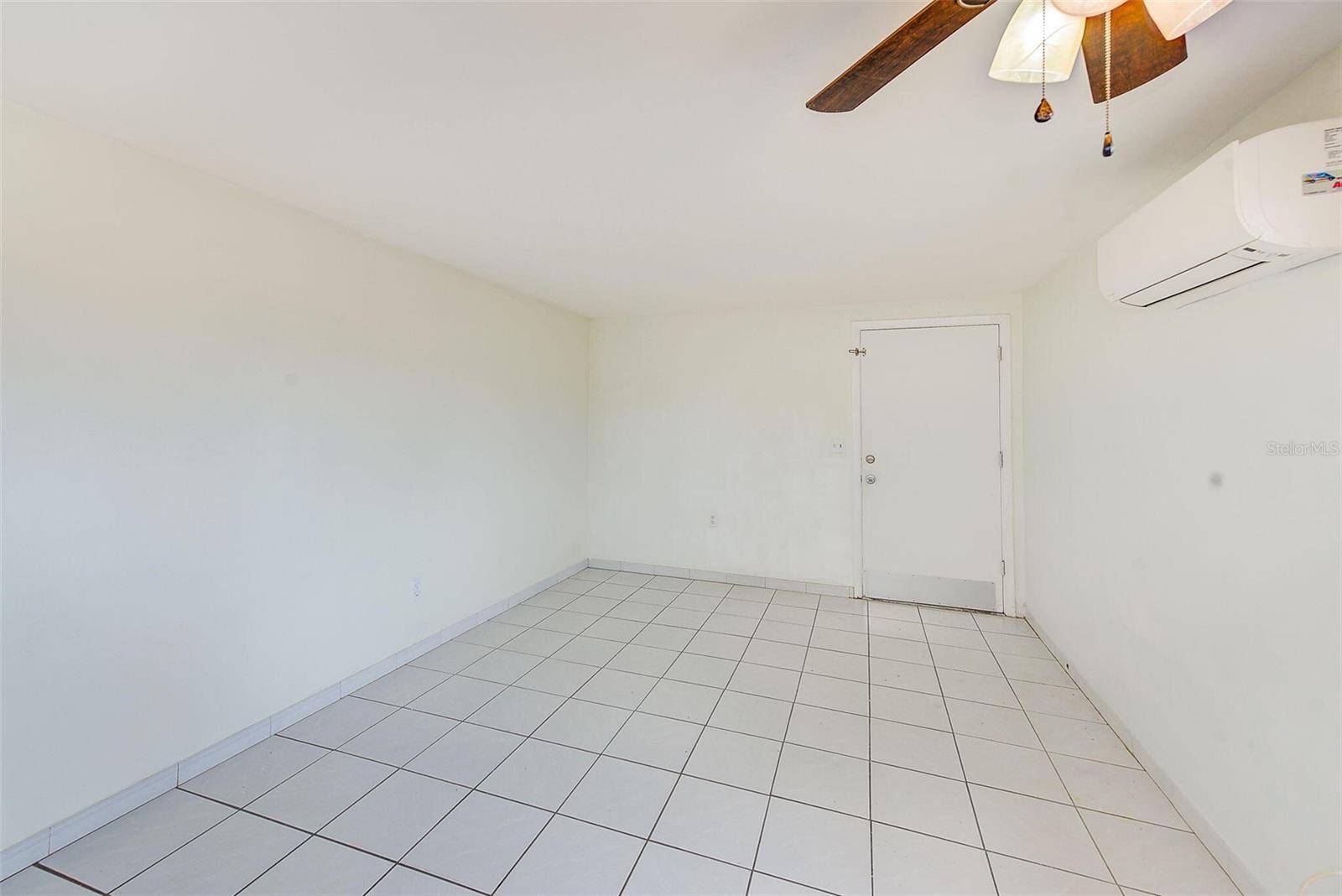 Dunedin, FL 34698,2600 N PAULA DR #19A