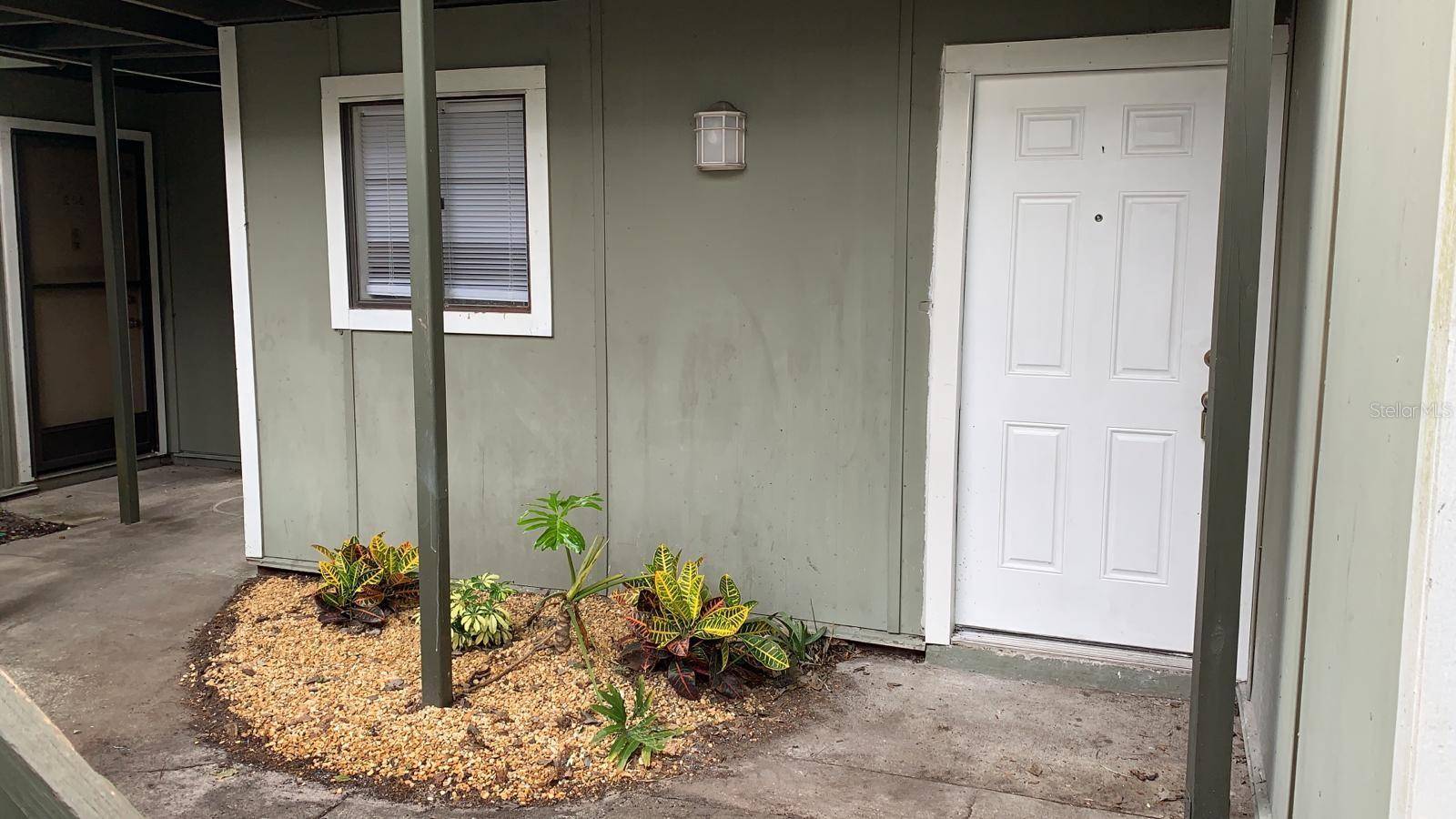 Winter Park, FL 32792,257 SCOTTSDALE SQ #257