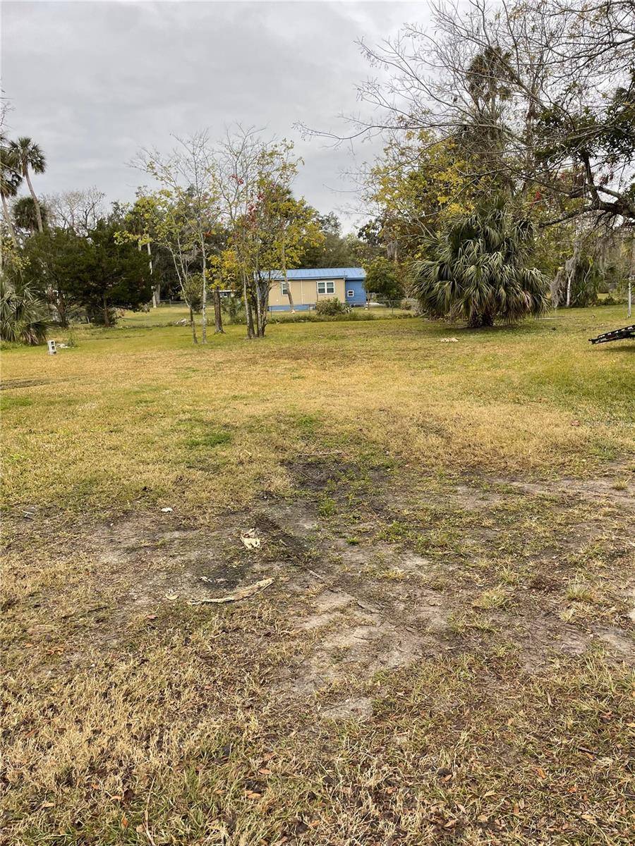 Daytona Beach, FL 32114,E SPRUCE ST