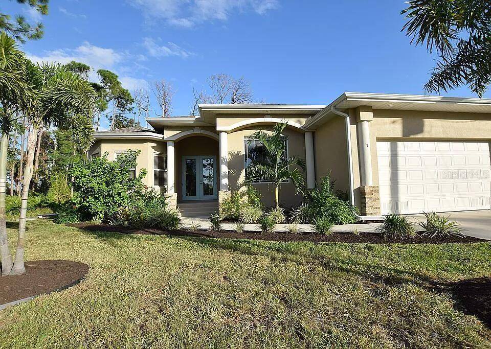 Placida, FL 33946,7 BARGE LN