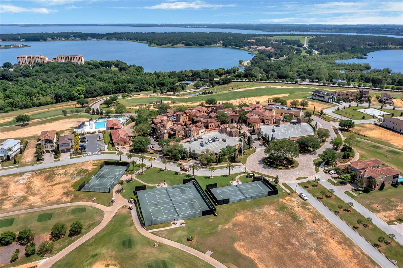 Montverde, FL 34756,15437 PENDIO DR