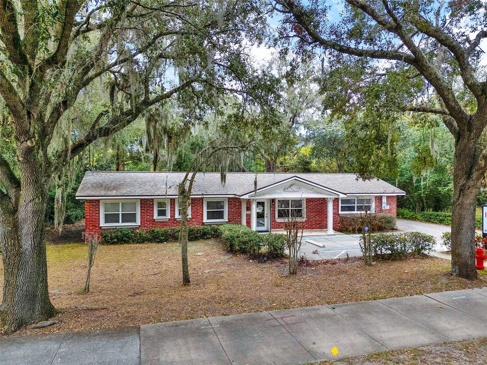 Lake Mary, FL 32746,2768 W LAKE MARY BLVD