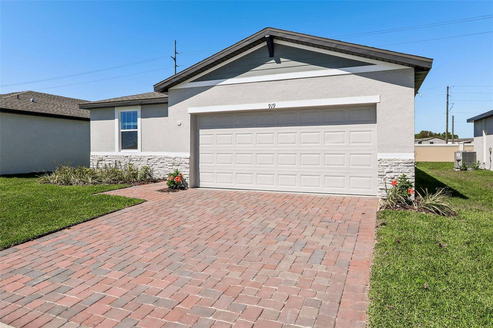 Haines City, FL 33844,919 SAND SEA PL