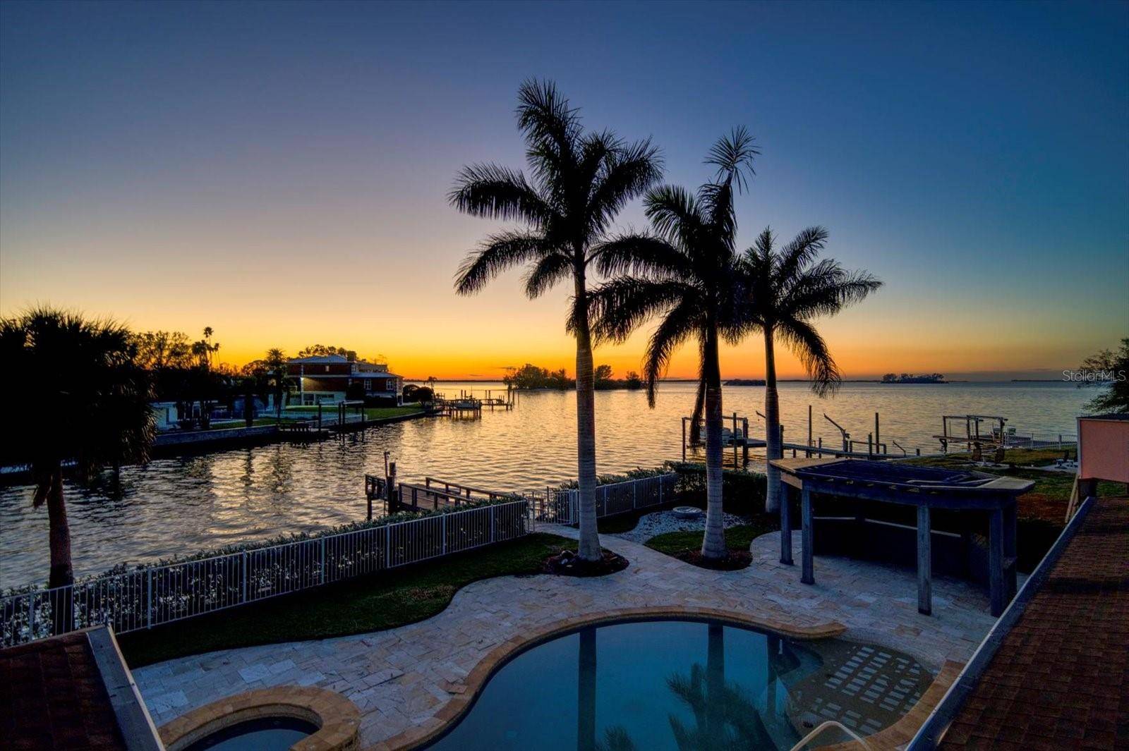 Dunedin, FL 34698,103 SHORE DR