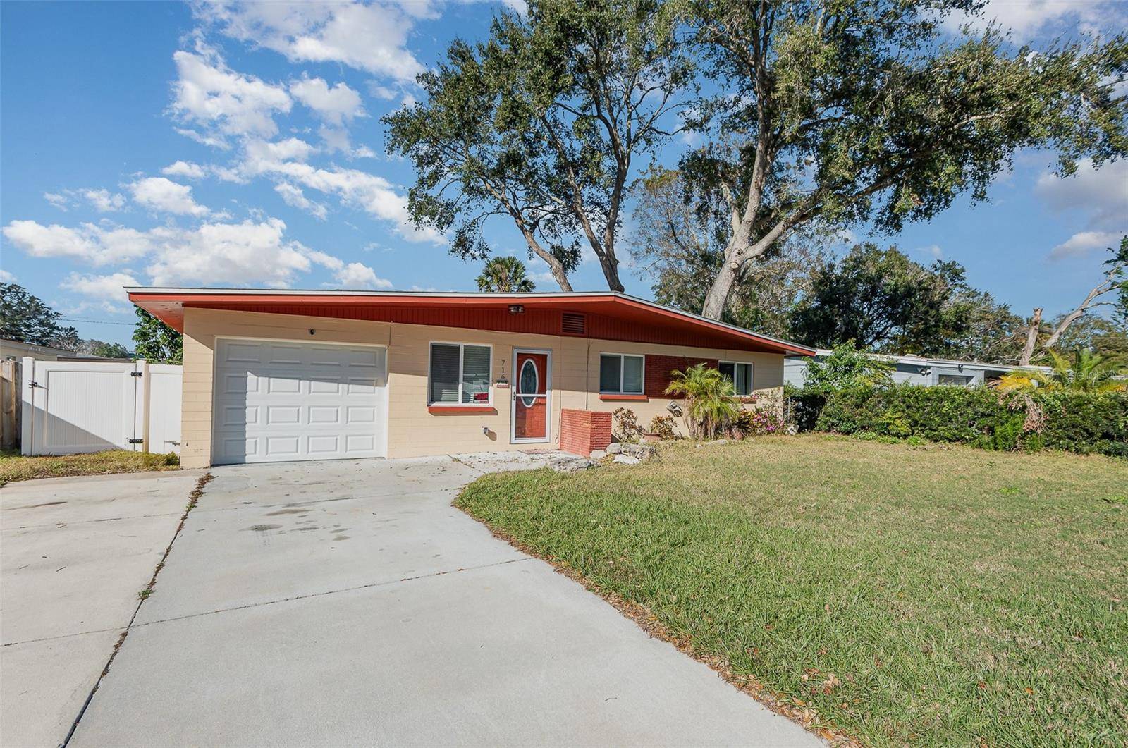 South Daytona, FL 32119,716 KATHERINE ST