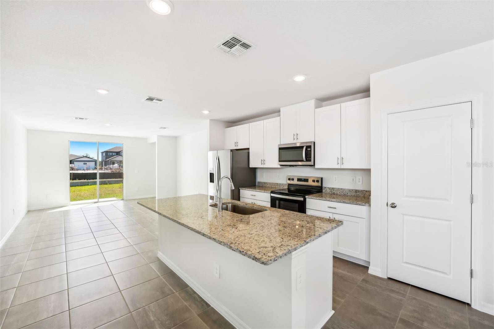 Zephyrhills, FL 33541,1876 BREKEY WAY