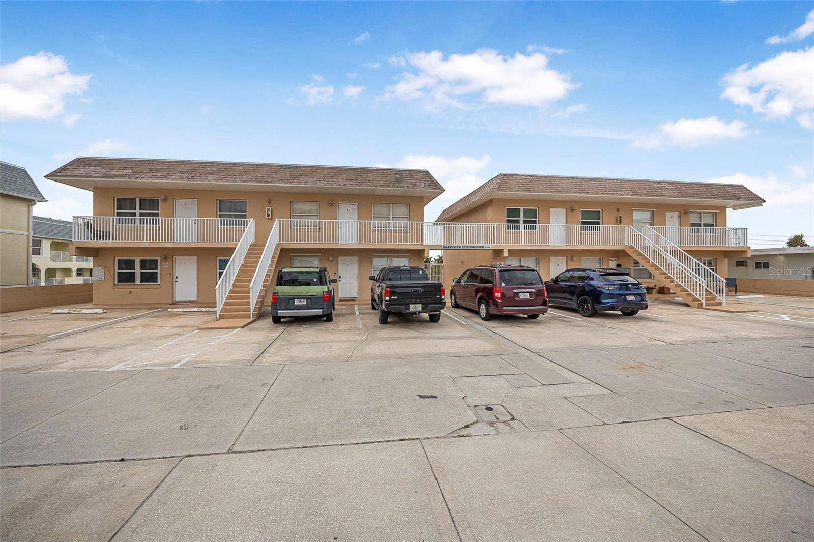 Daytona Beach, FL 32118,3724 S ATLANTIC AVE #20