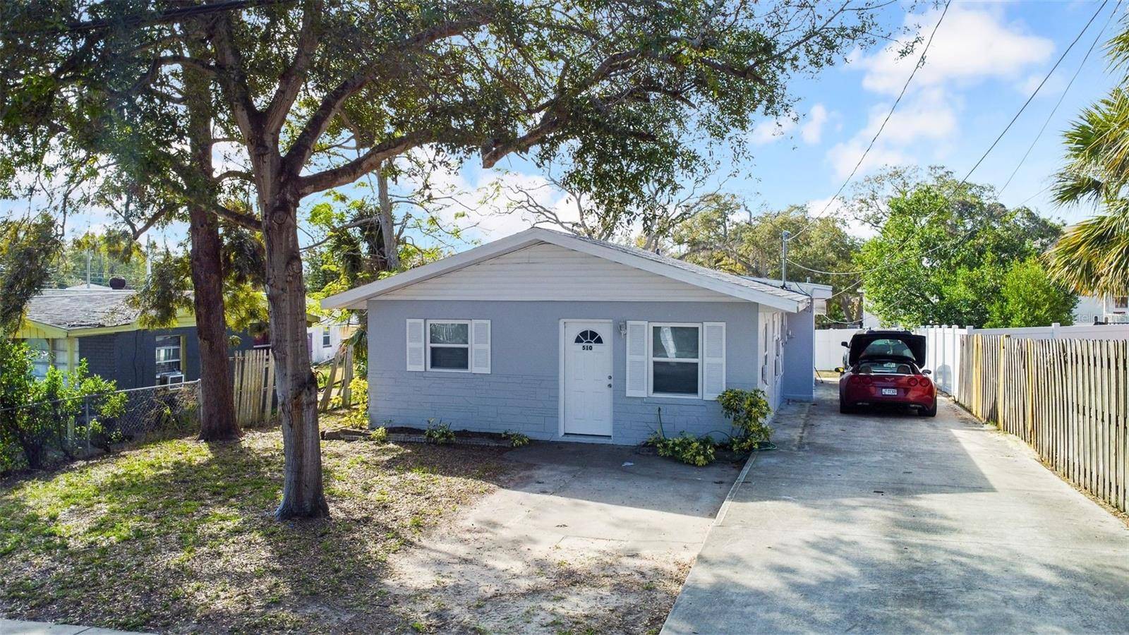 Tarpon Springs, FL 34689,510 S DISSTON AVE