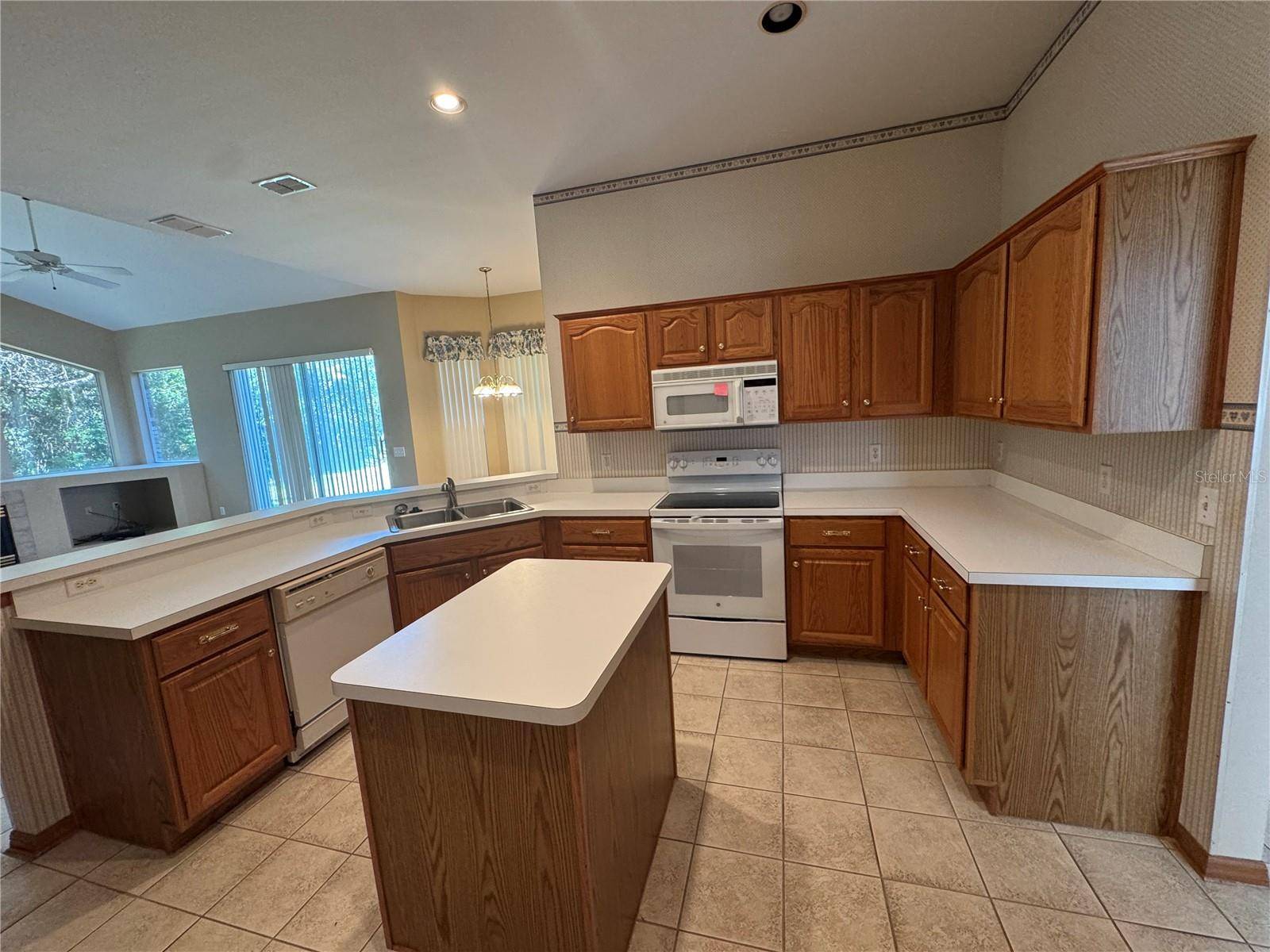 Deltona, FL 32725,1017 PEARL TREE RD