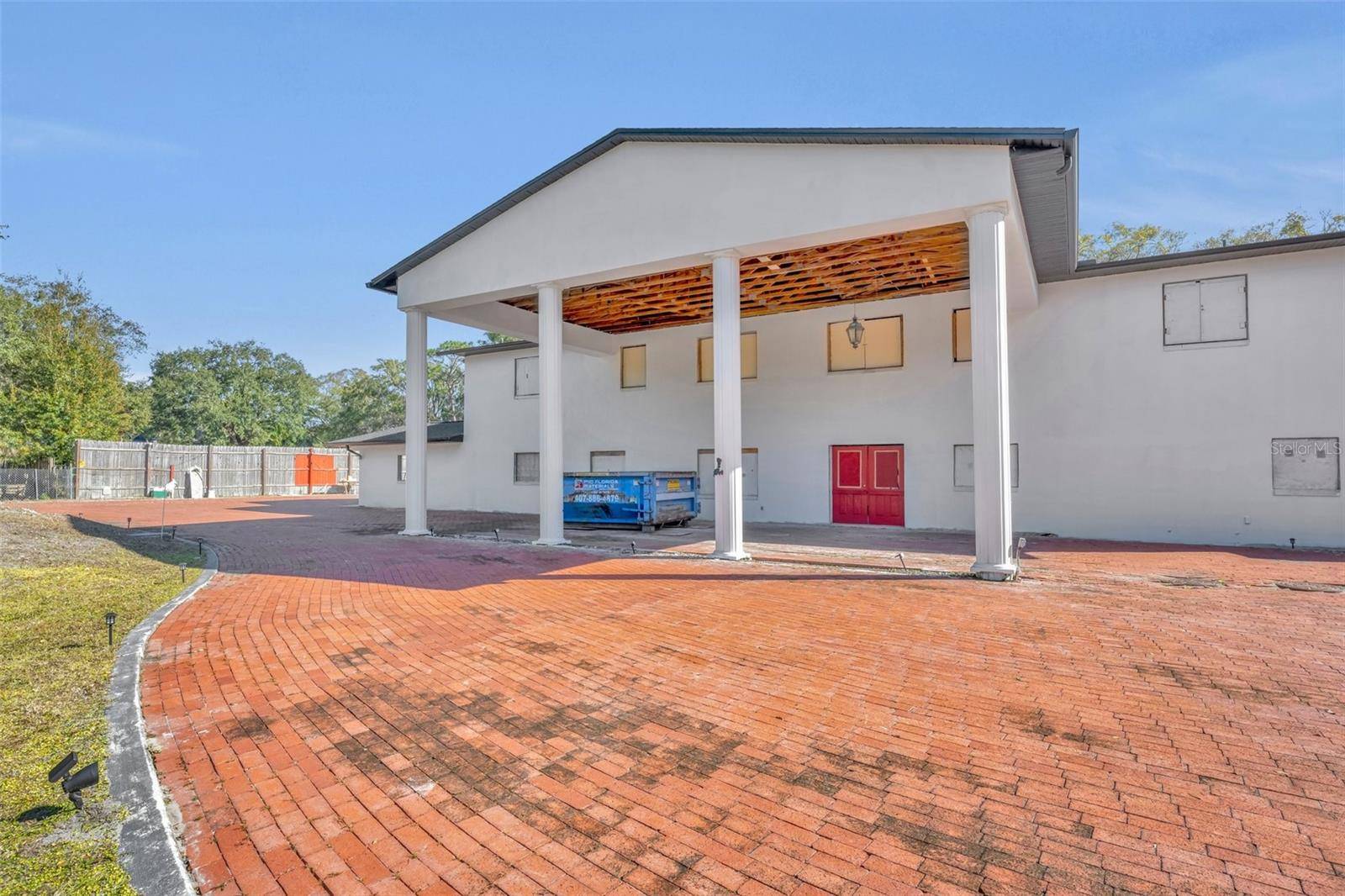 Oviedo, FL 32765,2323 TUSKAWILLA RD
