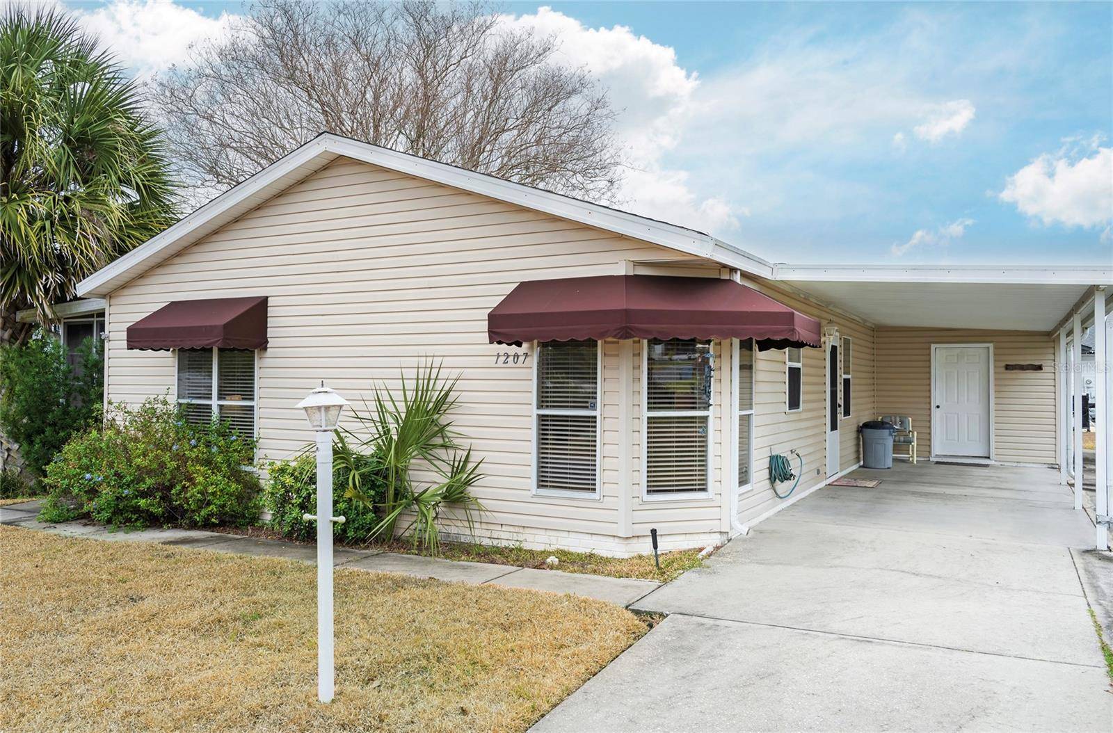 Lady Lake, FL 32159,1207 PALMETTO DR