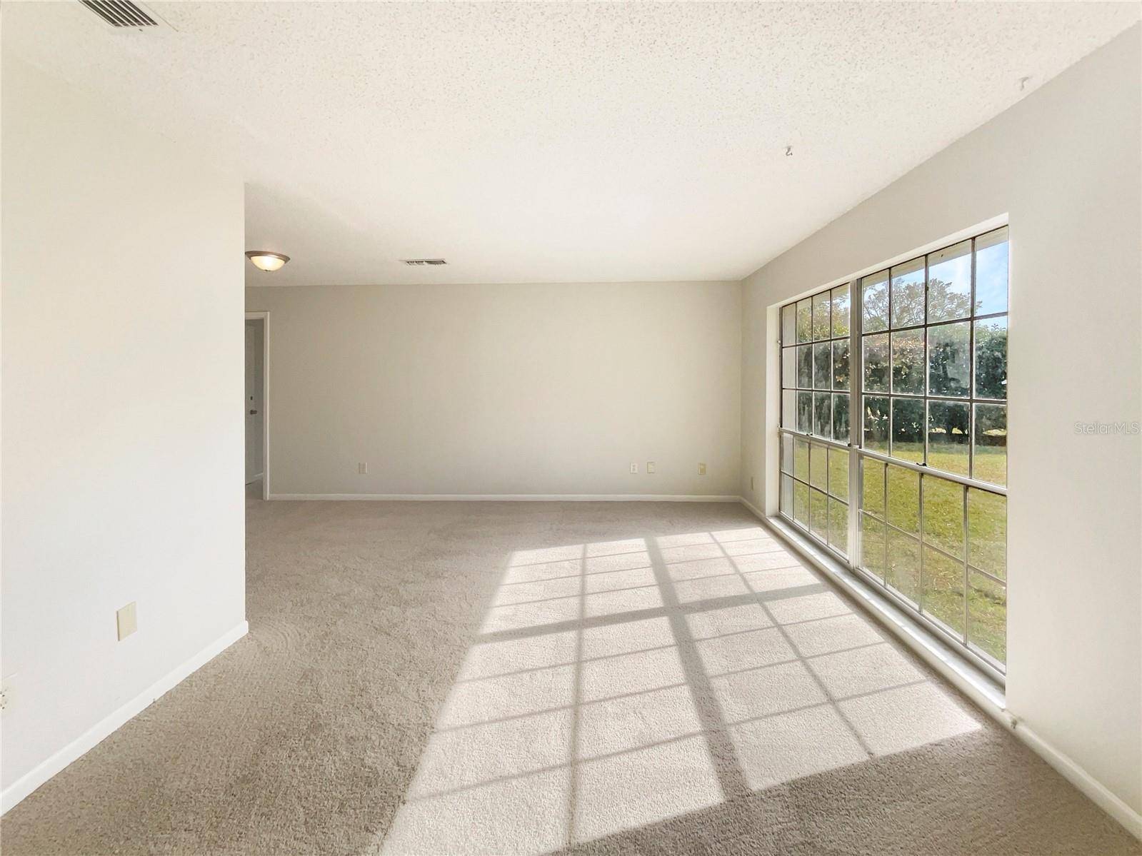 Tampa, FL 33625,14315 KNOLL RIDGE DR