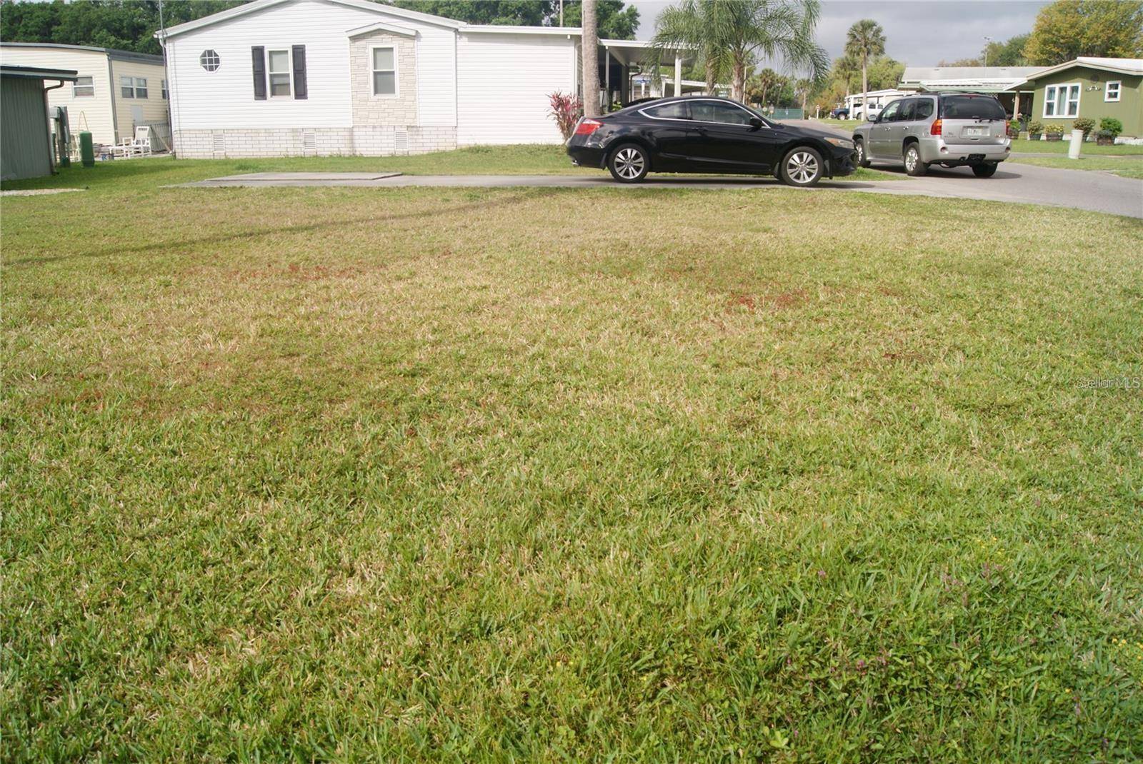 Eustis, FL 32726,50 LIVE OAK DR