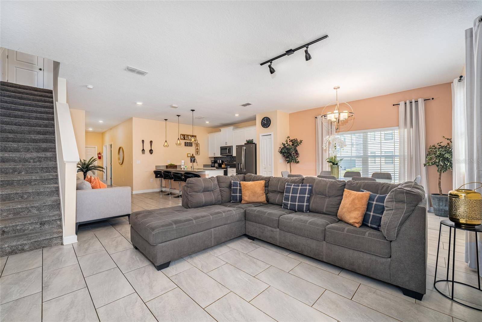 Kissimmee, FL 34746,4800 MEMORIES LN