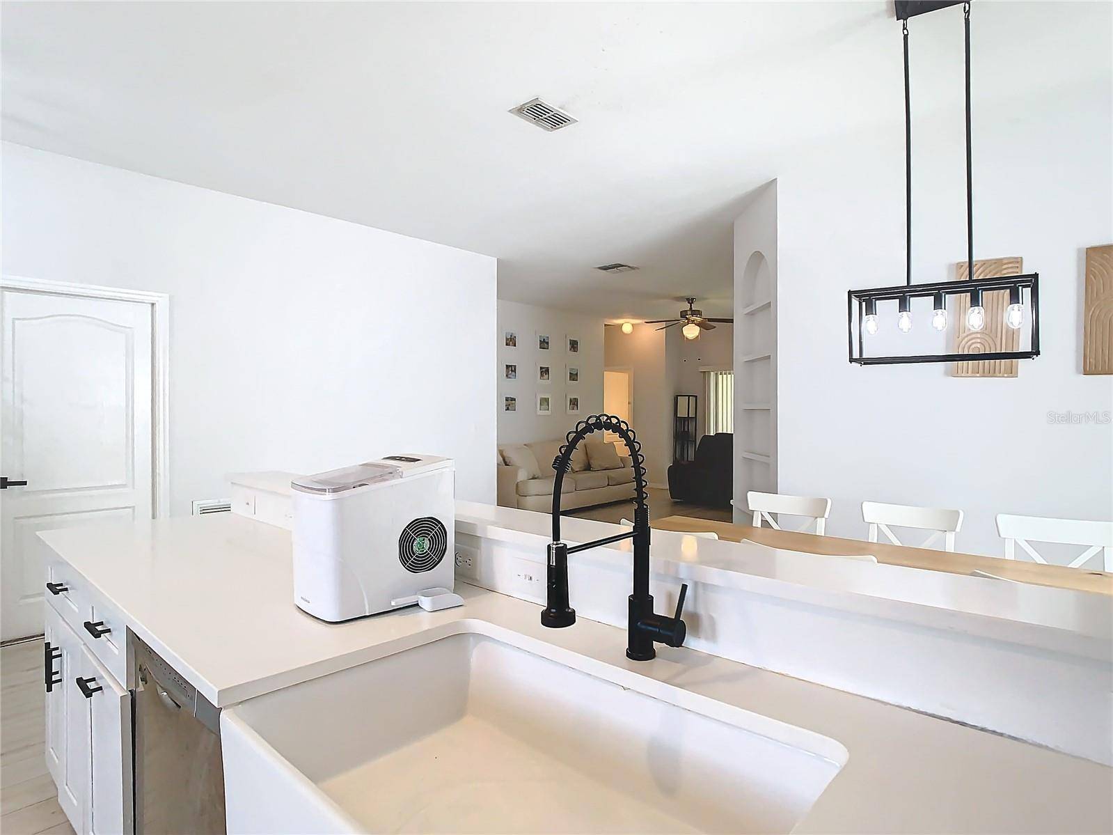 Orlando, FL 32829,4981 WATERSIDE POINTE CIR
