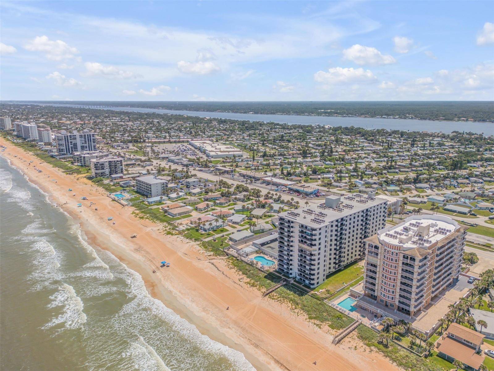 Ormond Beach, FL 32176,1415 OCEAN SHORE BLVD #704