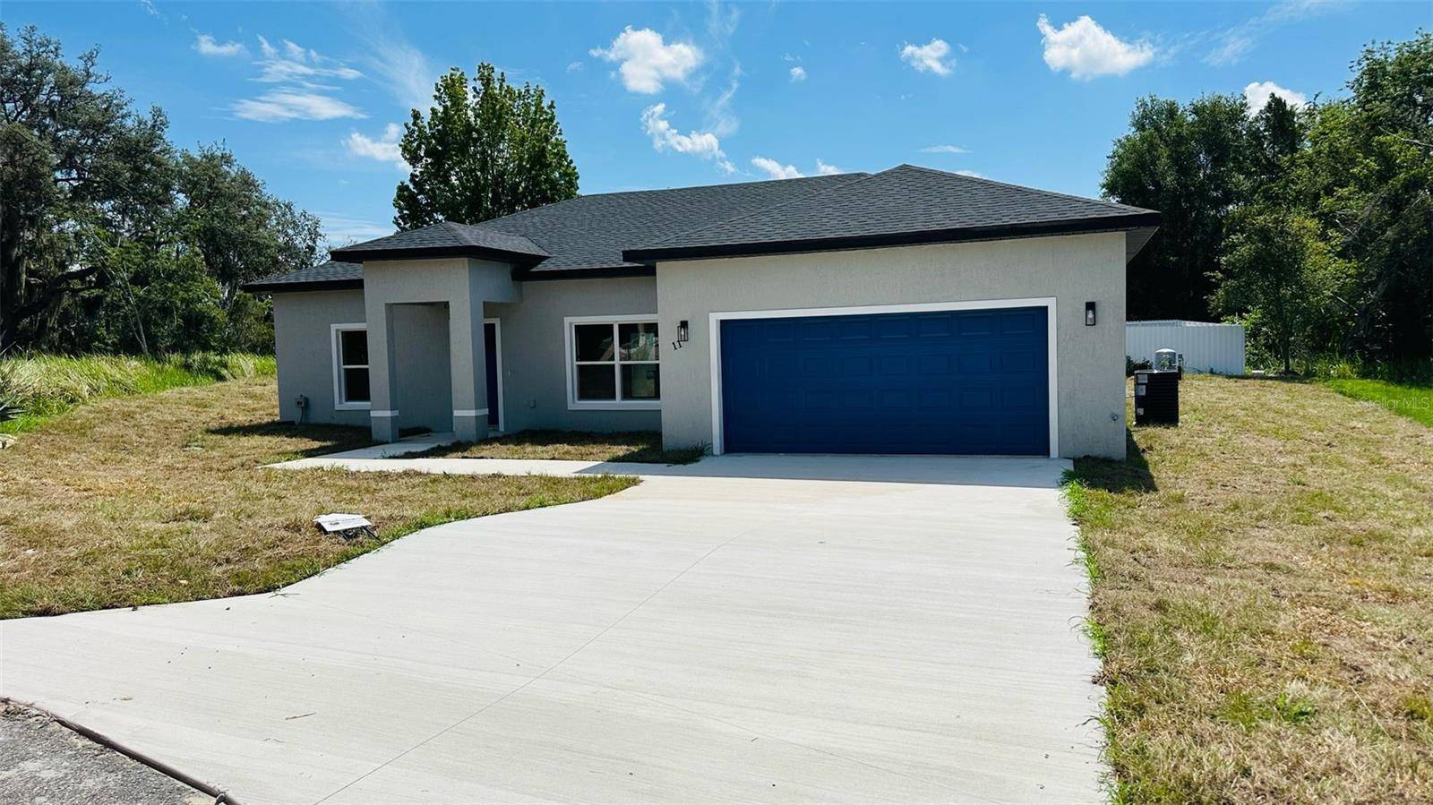 Ocala, FL 34472,11 SPRUCE LN