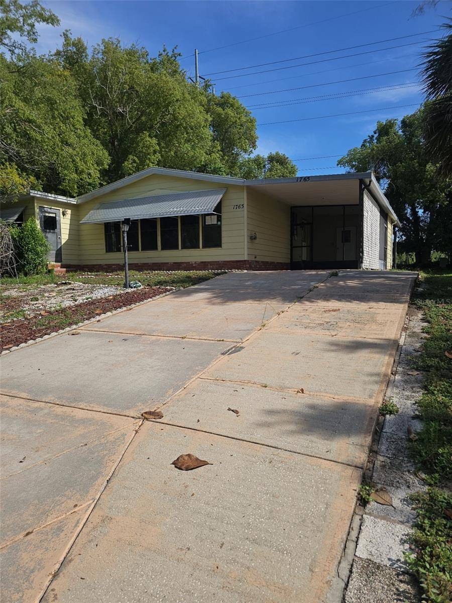 Lady Lake, FL 32159,1765 W SCHWARTZ BLVD