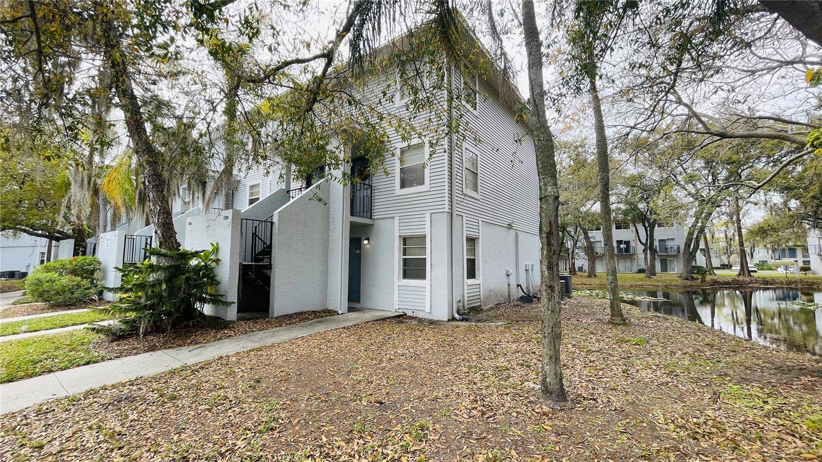 Tampa, FL 33617,7120 WATERSIDE DR #106