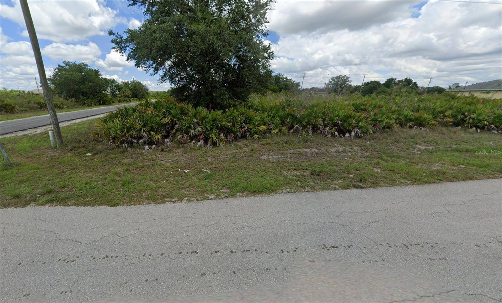 Lehigh Acres, FL 33971,2618 W 67TH ST