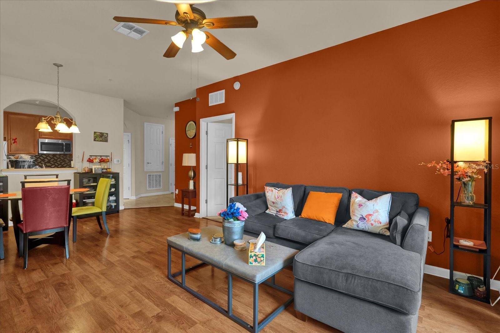 Orlando, FL 32835,3338 ROBERT TRENT JONES DR #20804