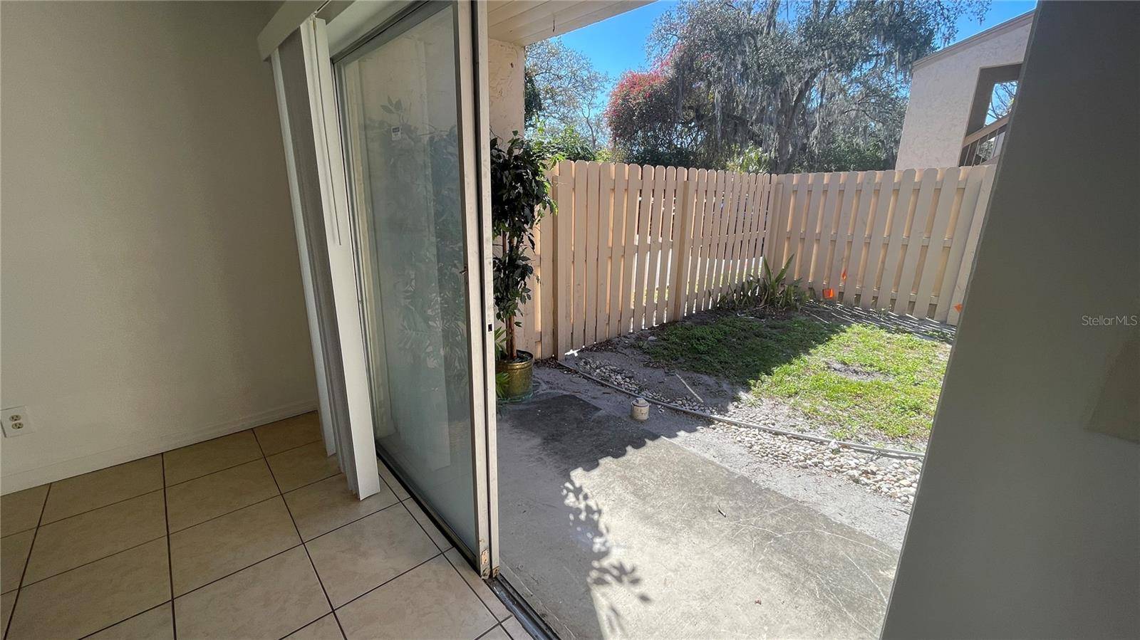 Tampa, FL 33617,7502 NEEDLE LEAF PL #B66