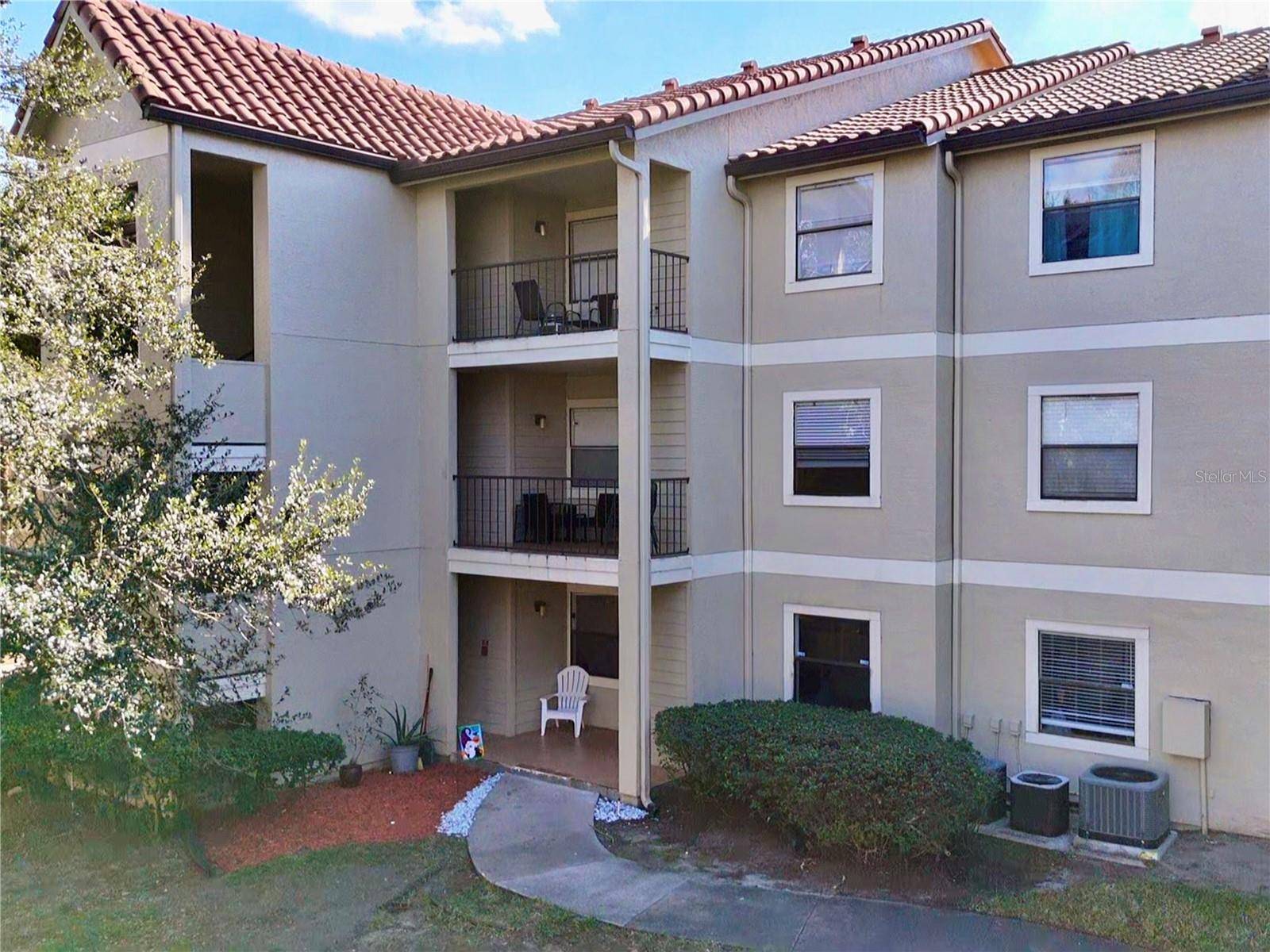 Kissimmee, FL 34747,3016 PARKWAY BLVD #110