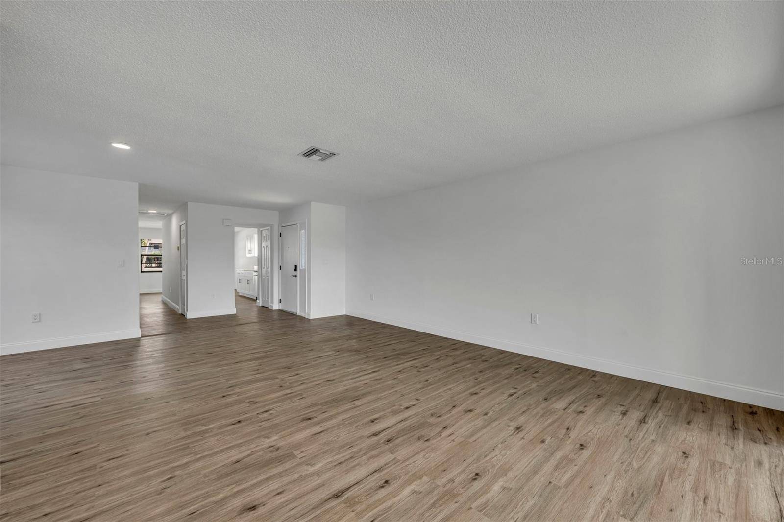 New Port Richey, FL 34652,4522 MARINE Pkwy