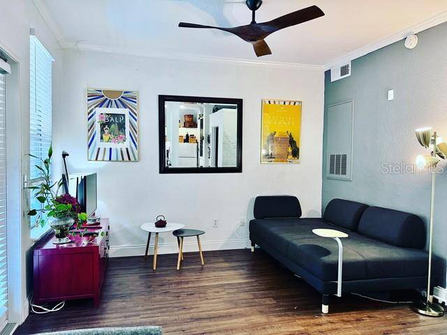 Orlando, FL 32801,860 N ORANGE AVE #268