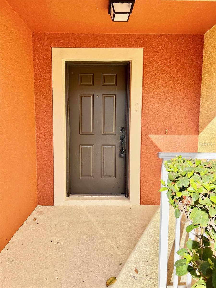 Orlando, FL 32824,605 CRESTING OAK CIR #97