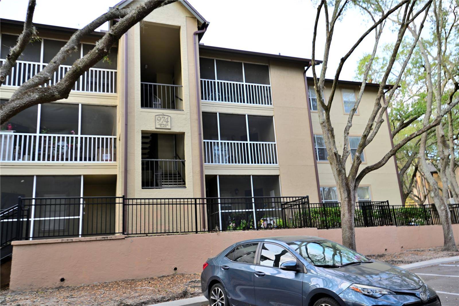 Altamonte Springs, FL 32714,974 LEEWARD PL #205