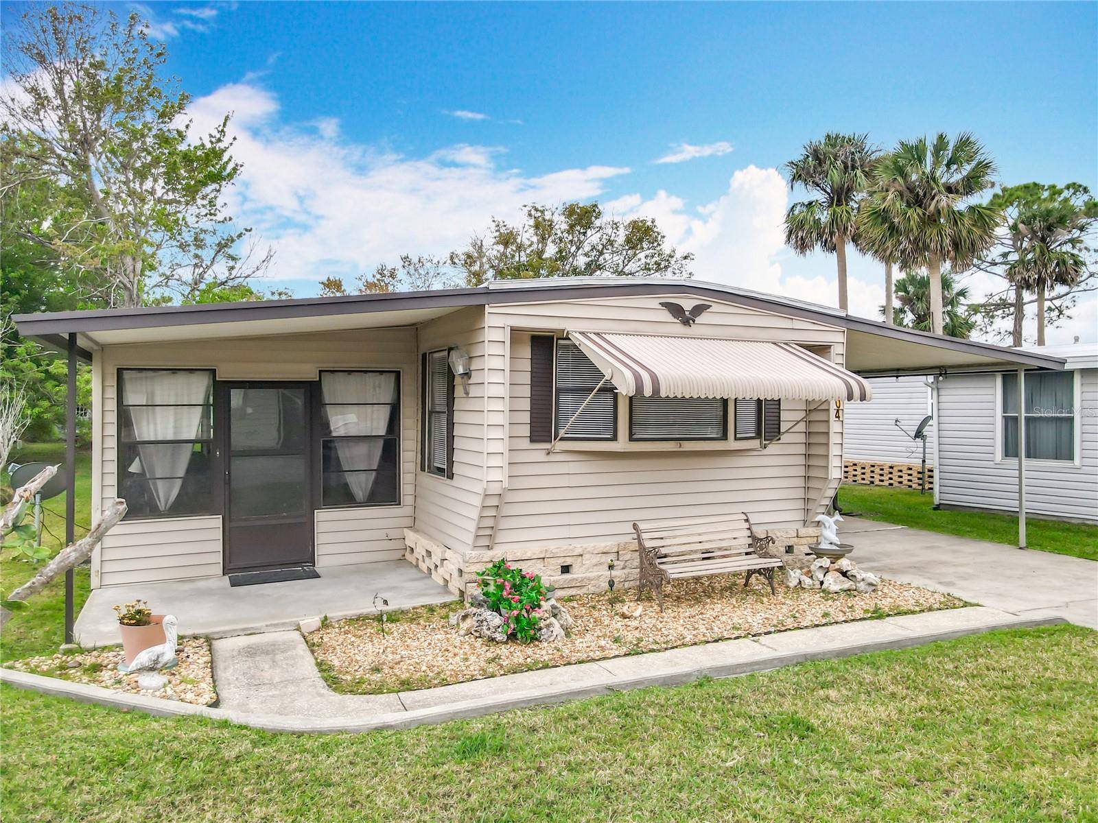 Osteen, FL 32764,804 SWALLOW LN
