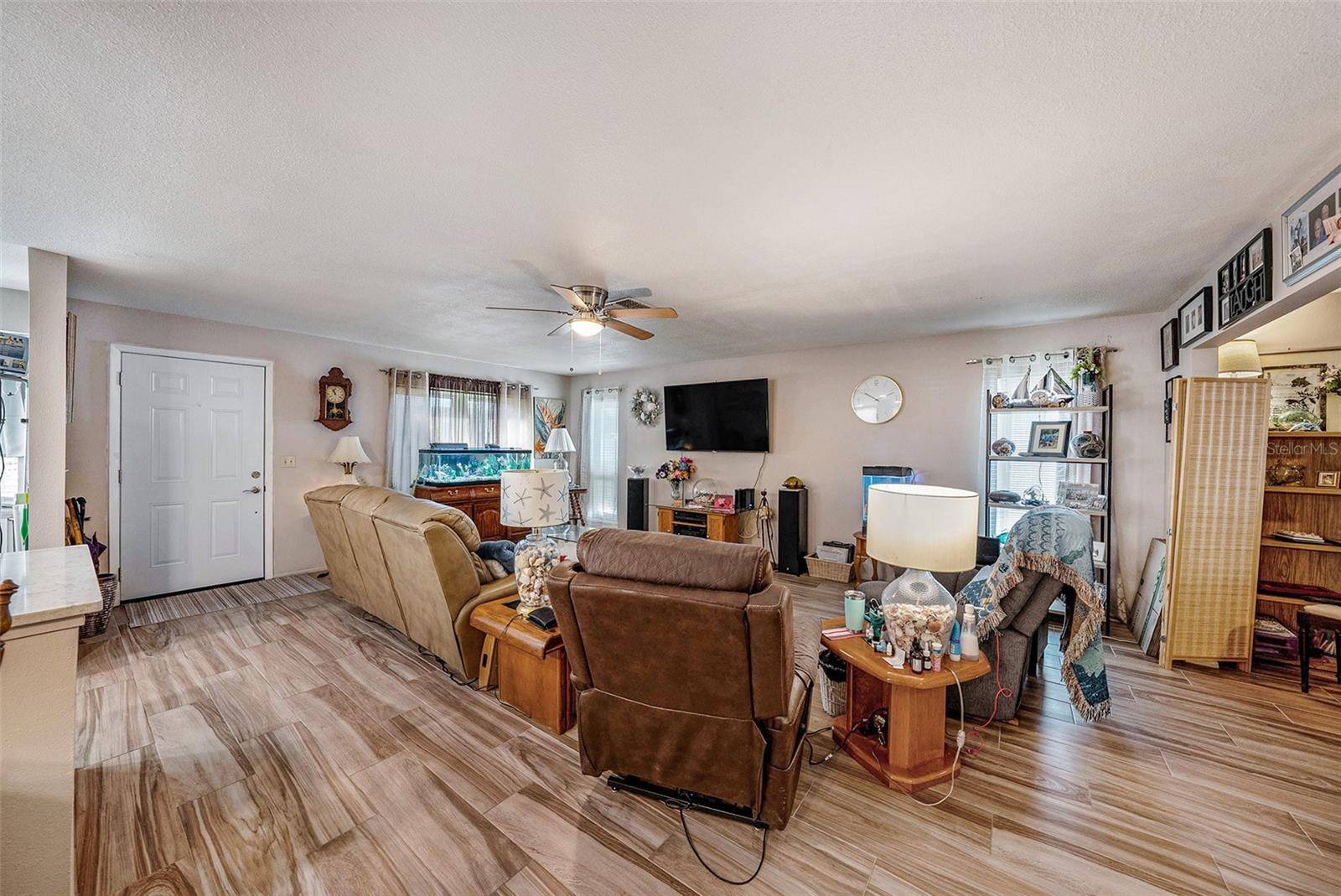 Port Richey, FL 34668,8711 BEAVER LN #4