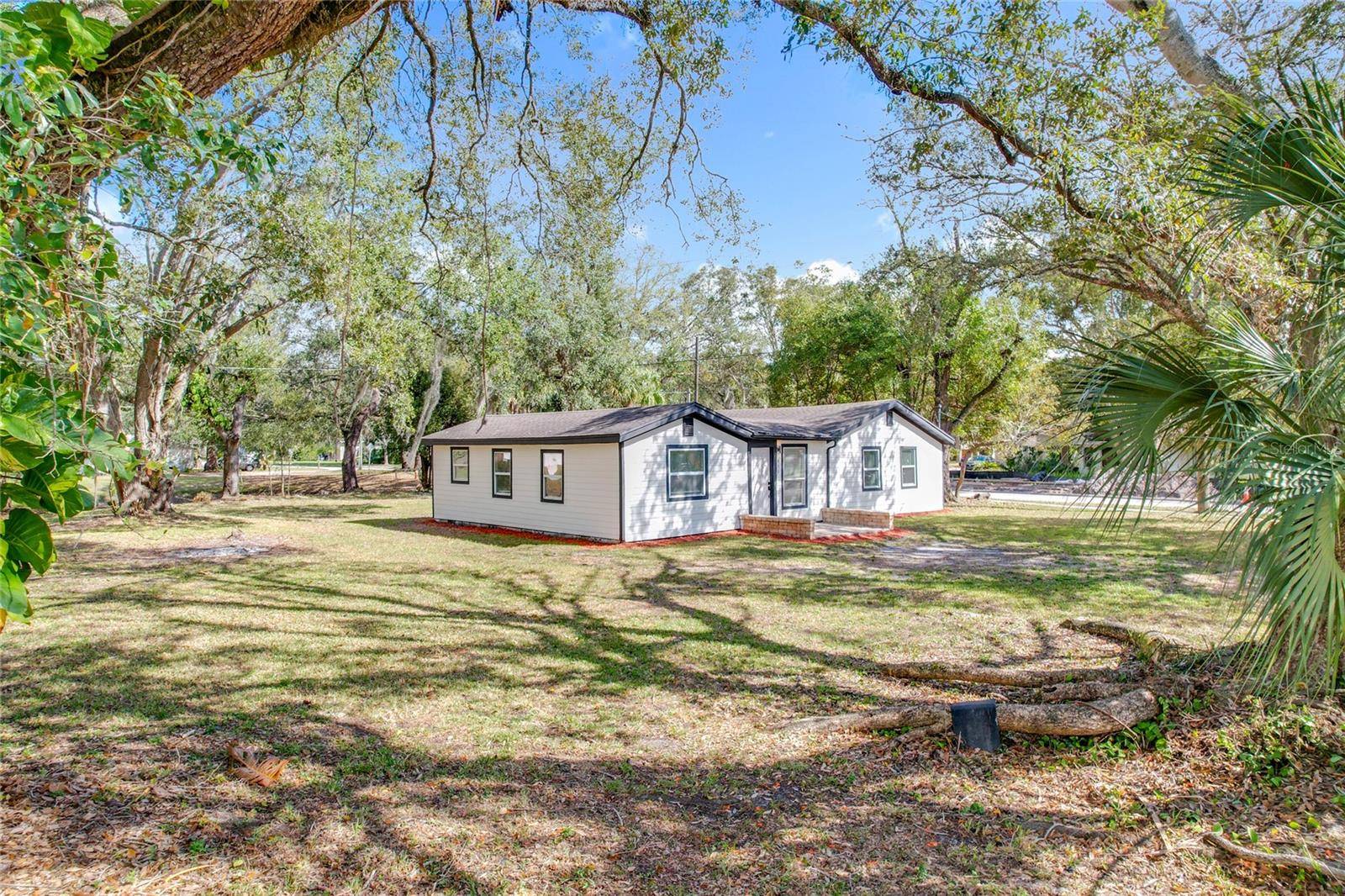Sanford, FL 32771,850 ROSALIA DR