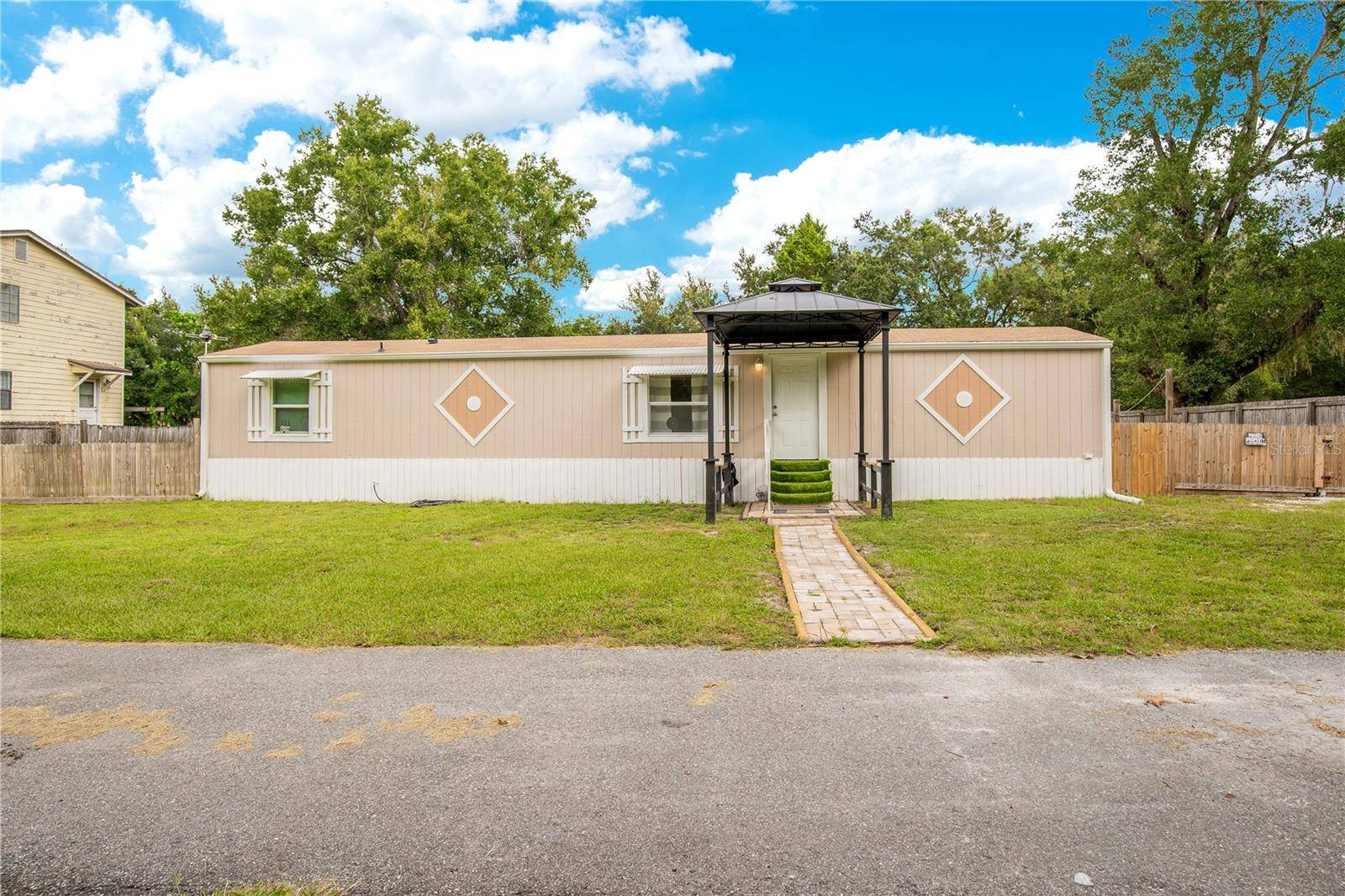 Oviedo, FL 32765,4690 DIKE RD