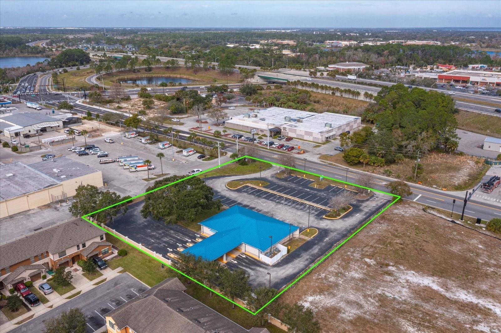 Sanford, FL 32773,261 E AIRPORT BLVD